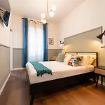 Roomeasy Vatican Apartment