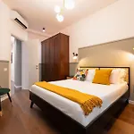 Roomeasy Vatican Apartment