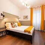 Roomeasy Vatican Apartment